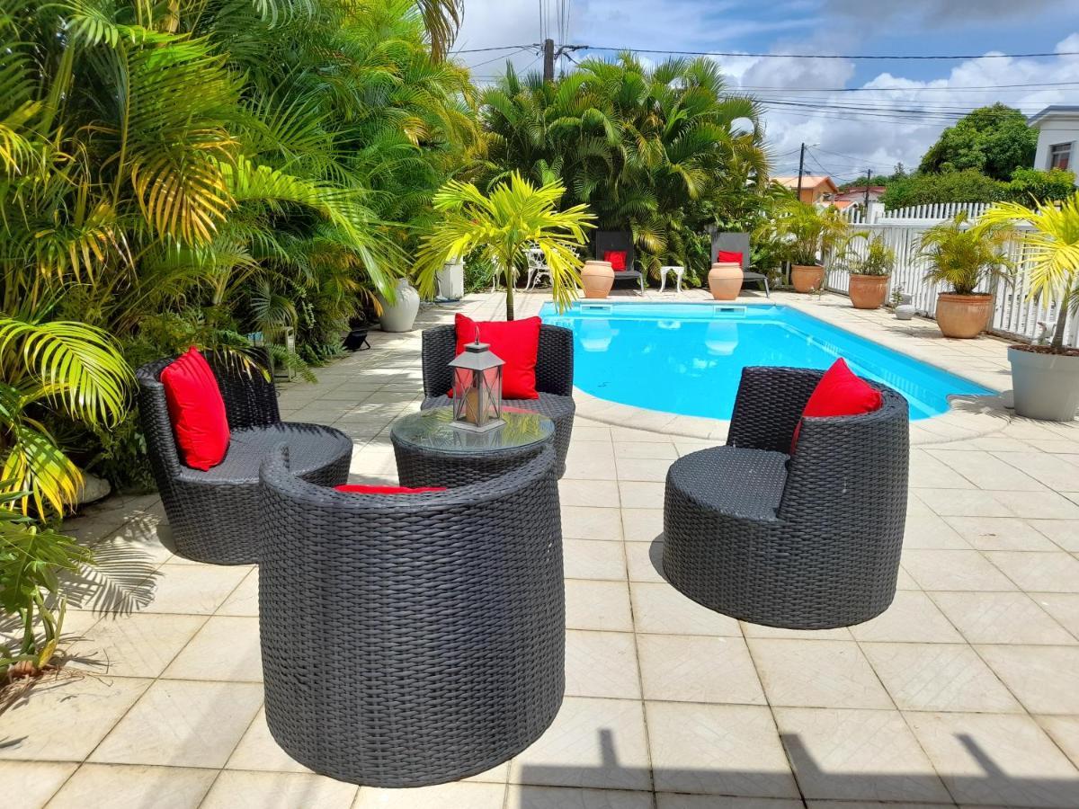 شقة Coquet F2 Climatise Avec Piscine Au Lamentin لو لامينتين المظهر الخارجي الصورة